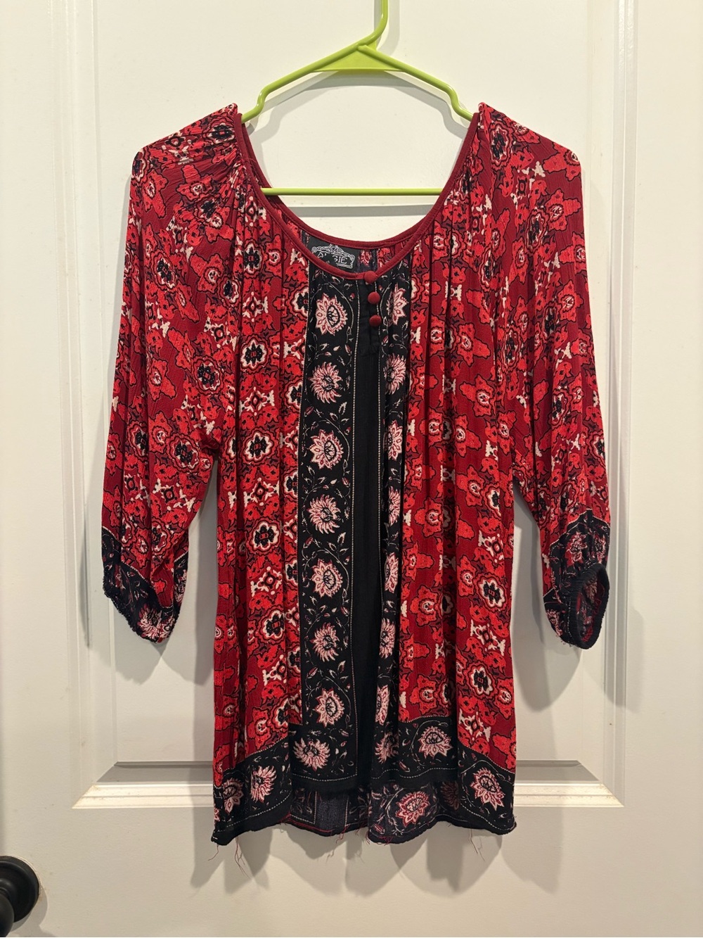 Angie Red/Black Boho top size Medium